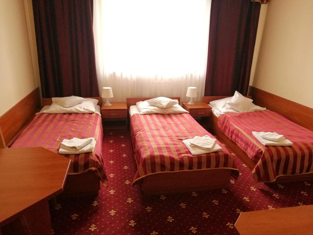 Hotel Jurajski Modlnica Eksteriør bilde